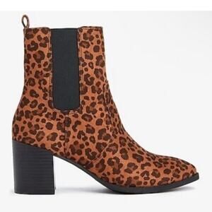 EXPRESS Leopard Print Chelsea Bootie shoes brown tan block heels